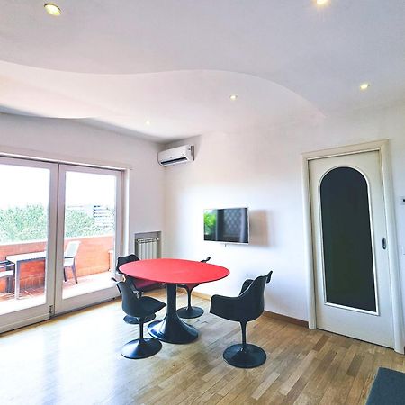 Rome Sunset Terrace Attic Apartment Bagian luar foto